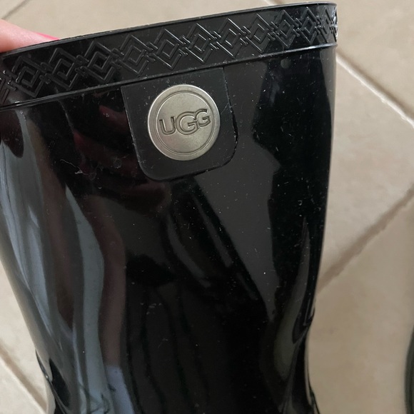 Ugg rain boots - Picture 2 of 5